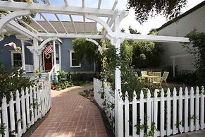 Olallieberry Inn B&B