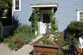 Olallieberry Inn B&B