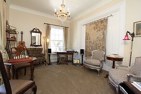 Olallieberry Inn B&B