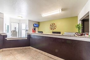 Studio 6 San Antonio, TX - Fort Sam Houston Area