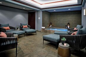 Renaissance Shoals Resort and Spa