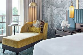 Renaissance Shoals Resort and Spa