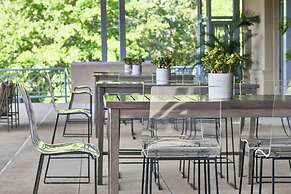 Renaissance Shoals Resort and Spa