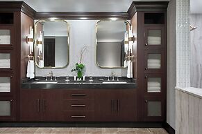 Renaissance Shoals Resort and Spa