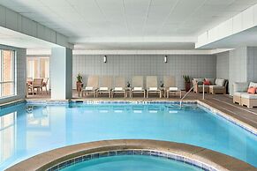 Renaissance Shoals Resort and Spa