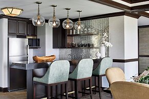 Renaissance Shoals Resort and Spa