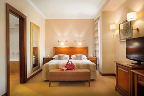 Best Western Premier Hotel Astoria