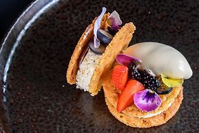 Kempinski Hotel Grand Arena