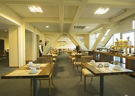 Tower Inn and Suites