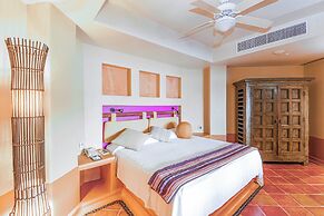Hilton Grand Vacations Club Zihuatanejo