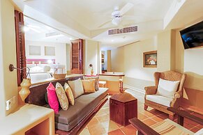 Hilton Grand Vacations Club Zihuatanejo