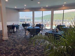 The Georgian Lakeside Resort