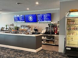 The Georgian Lakeside Resort