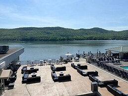 The Georgian Lakeside Resort