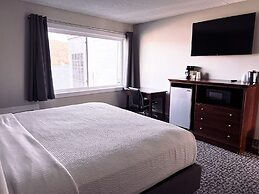 The Georgian Lakeside Resort