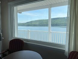 The Georgian Lakeside Resort