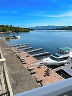 The Georgian Lakeside Resort
