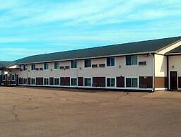 Faribault Hometown Inn & Suites