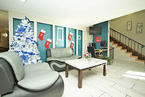 Faribault Hometown Inn & Suites