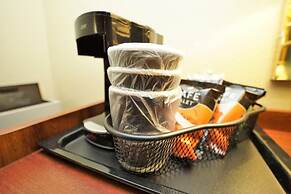 Faribault Hometown Inn & Suites