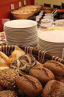 Vienna House Easy by Wyndham Rostock