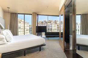B-Hotel