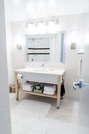 Coast Hotel & Convention Centre Langley City