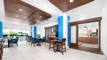 Holiday Inn Express Hotel & Suites Conroe I-45 North by IHG