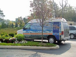Hampton Inn & Suites Albany Airport