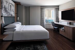 New Orleans Marriott Warehouse Arts District