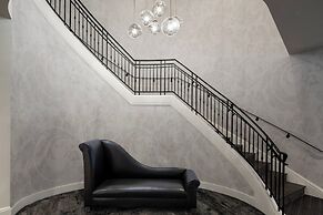 New Orleans Marriott Warehouse Arts District