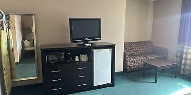 Burgundy Inn & Suites By OYO El Paso