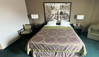 Burgundy Inn & Suites By OYO El Paso