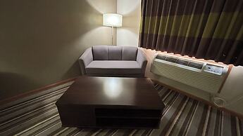 Super 8 by Wyndham Gilman