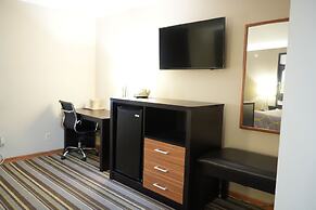 Watseka 24 Inn & Suites