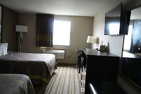 Watseka 24 Inn & Suites