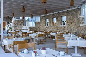 Saint John Hotel Villas & Spa