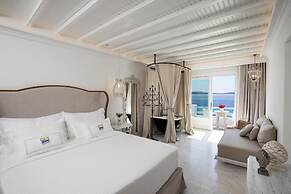 Saint John Hotel Villas & Spa