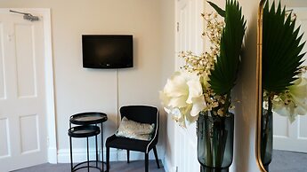 The Lawn Guest House