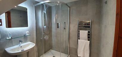 The Lawn Guest House