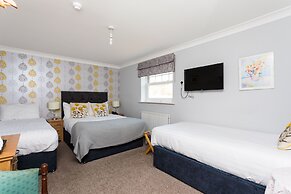 The Lawn Guest House