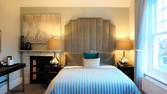 The Lawn Guest House