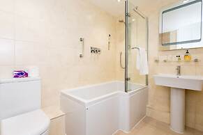 The Lawn Guest House