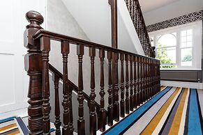 The Lawn Guest House