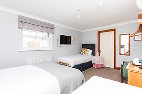 The Lawn Guest House