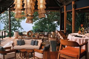 Royal Davui Island Resort - Adults Only