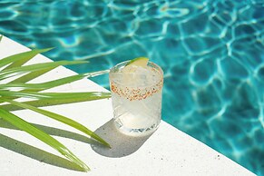 Royal Davui Island Resort - Adults Only