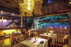 Royal Davui Island Resort - Adults Only