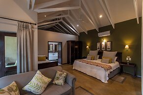 Perry's Bridge Hollow Boutique Hotel