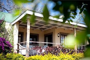 Perry's Bridge Hollow Boutique Hotel